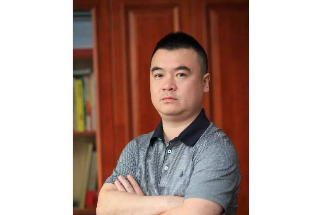 何帥(成都雄川實業集團有限公司董事長) 何帥(成都雄川實業集團有限公司董事長)