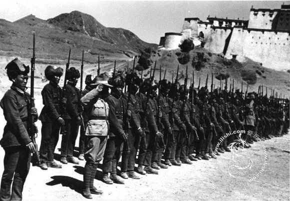 1938年日喀則的藏軍