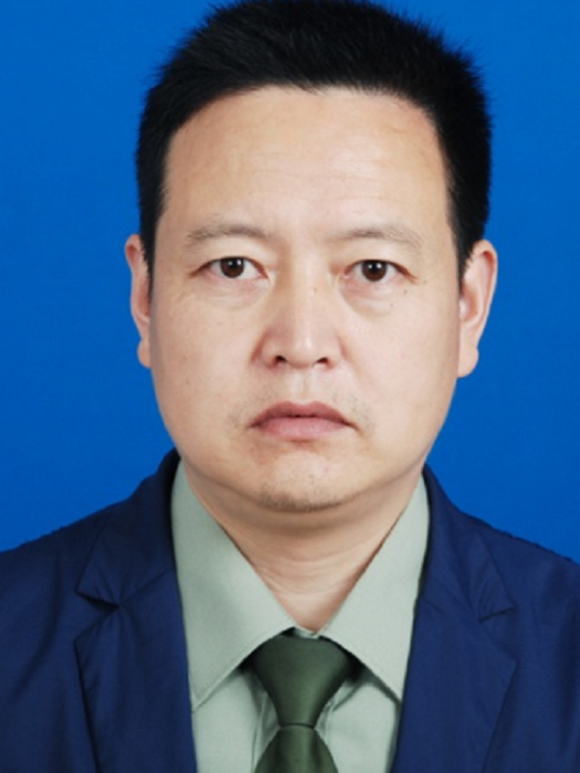 姜濤(四川省巴中市科學技術局黨組成員、四級調研員) 姜濤(四川省巴中市科學技術局黨組成員、四級調研員)
