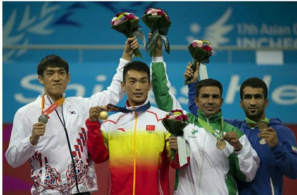 2011級張亞超（張坤）獲世界武術錦標賽和亞運會散打雙料冠軍