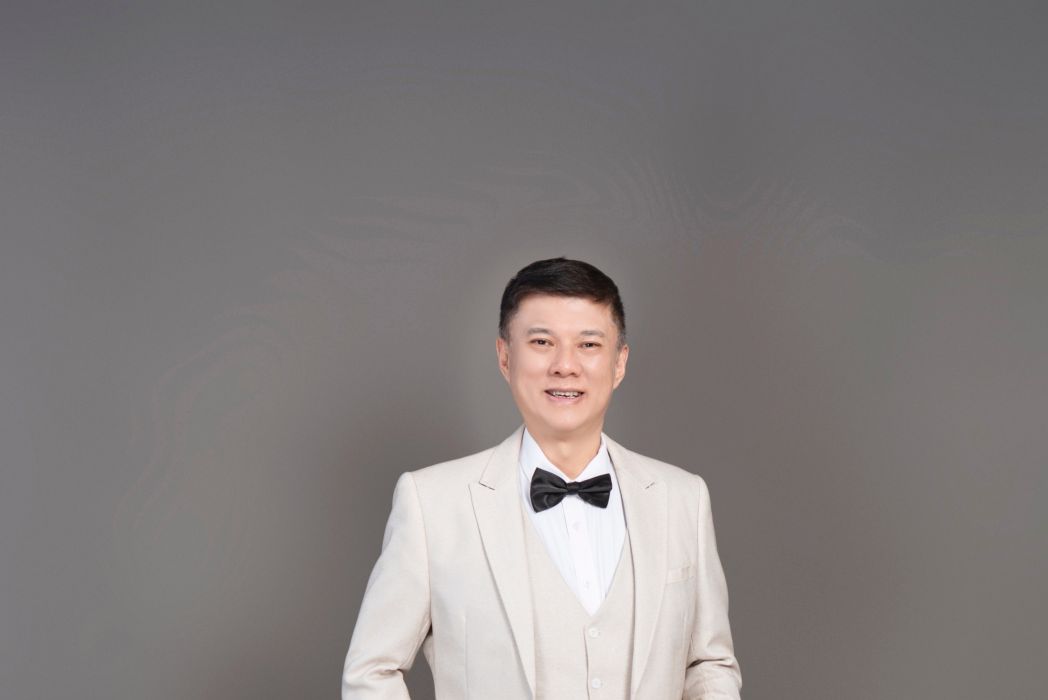 何雙寧(悅泰集團副總裁) 何雙寧(悅泰集團副總裁)