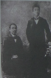 1904年在檀香山孫中山與侄兒孫昌 合照