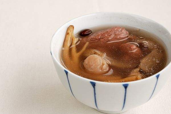 生髮烏髮湯 生髮烏髮湯