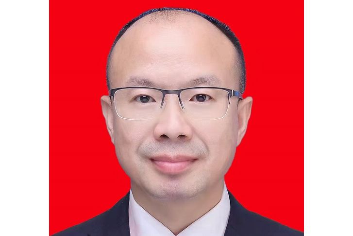 劉志強(湖南省郴州市宜章縣人民檢察院黨組書記、檢察長) 劉志強(湖南省郴州市宜章縣人民檢察院黨組書記、檢察長)