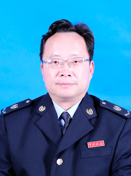 何濤(蚌埠市稅務局黨委委員、總會計師) 何濤(蚌埠市稅務局黨委委員、總會計師)