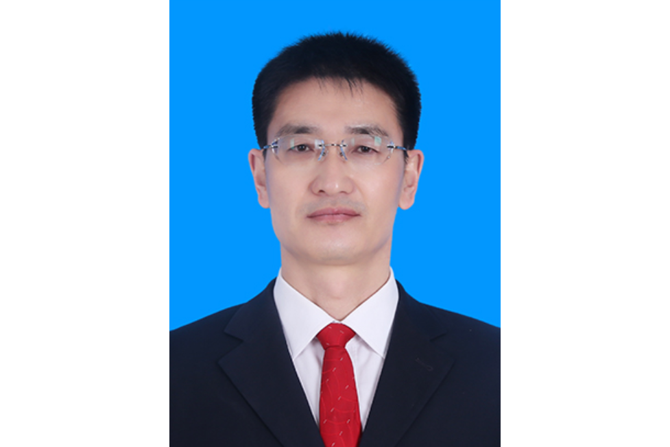 李志宏(內蒙古自治區鄂爾多斯市商務局黨組成員、副局長) 李志宏(內蒙古自治區鄂爾多斯市商務局黨組成員、副局長)