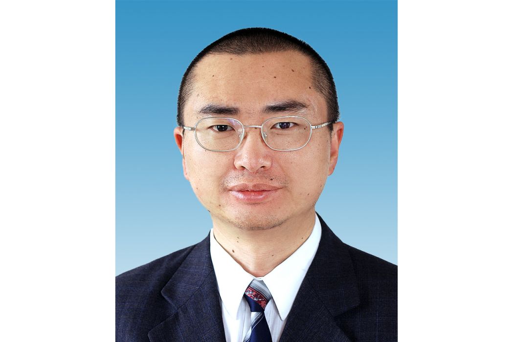 王峻峰(雲南省第一人民醫院肝膽外科主任醫師) 王峻峰(雲南省第一人民醫院肝膽外科主任醫師)
