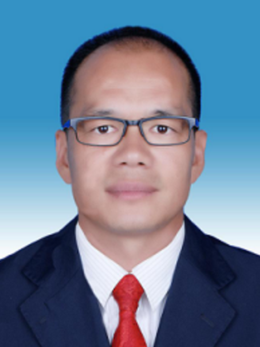 馮瑞(昆明市社會科學院黨組成員、副院長) 馮瑞(昆明市社會科學院黨組成員、副院長)