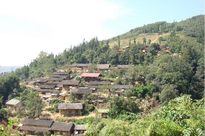 峨補左魯村 峨補左魯村