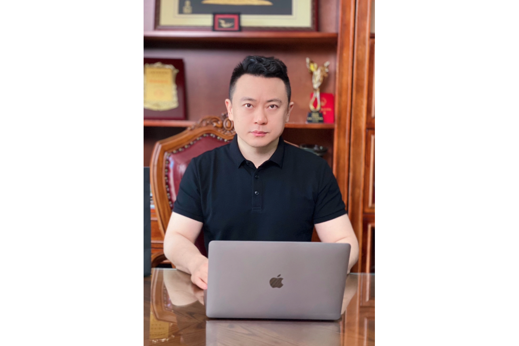 孫志祥(銀象實業(上海)有限公司董事長) 孫志祥(銀象實業(上海)有限公司董事長)