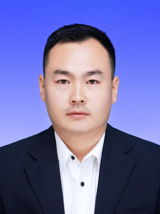 陳海龍(甘肅省隴南市武都區馬營鎮黨委委員、武裝部長兼司法所長) 陳海龍(甘肅省隴南市武都區馬營鎮黨委委員、武裝部長兼司法所長)