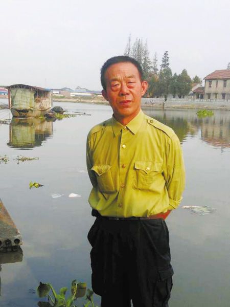 胡水林(杭州福華絲綢廠技術人員) 胡水林(杭州福華絲綢廠技術人員)