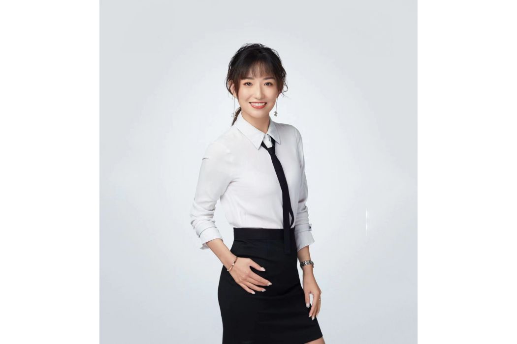 張馨月(知名英語教師) 張馨月(知名英語教師)