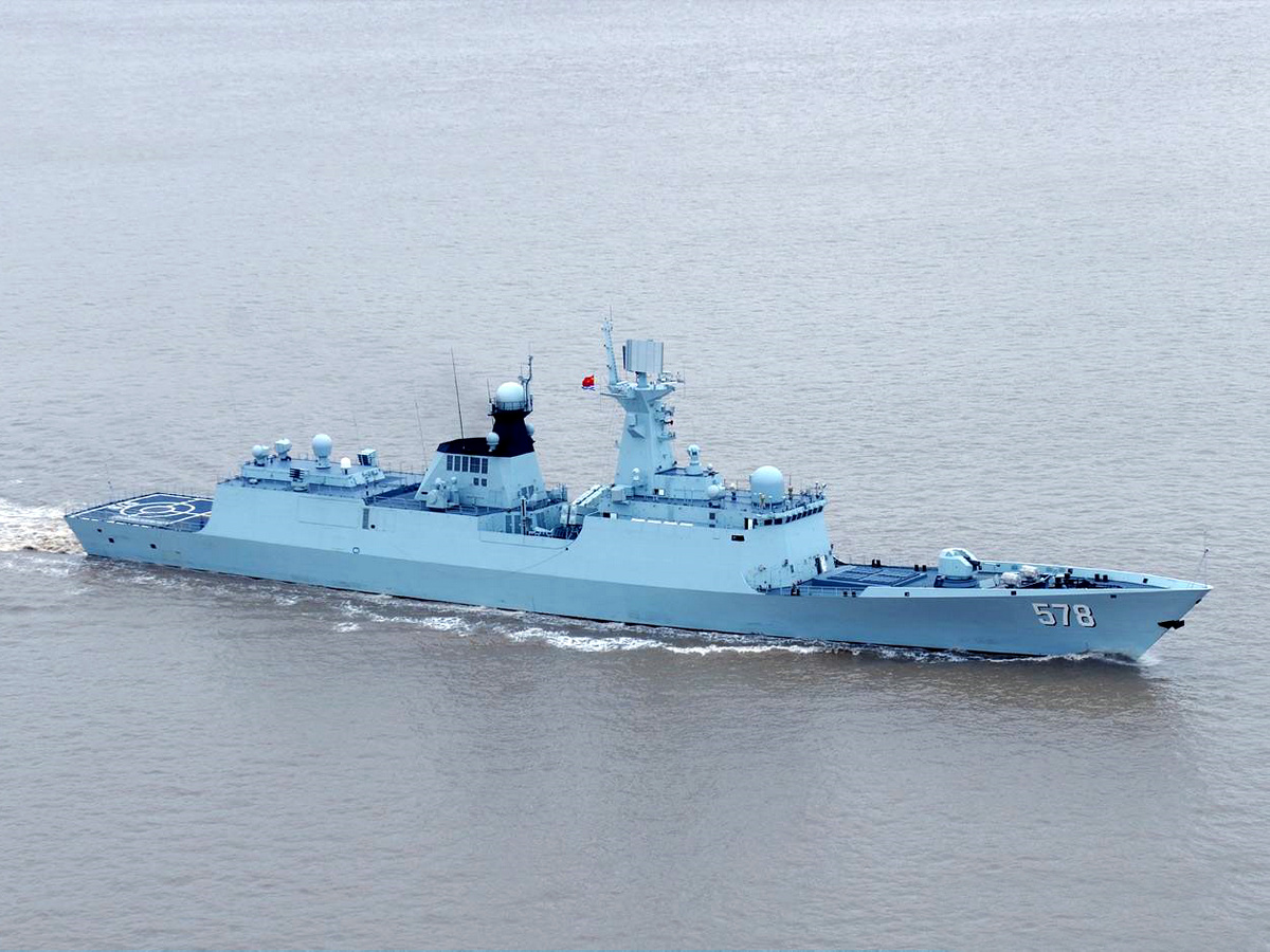 揚州號護衛艦