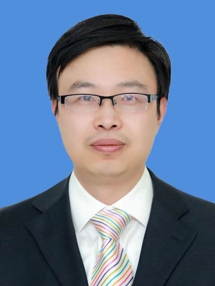 柳鵬(海南省交通運輸廳黨組成員、副廳長) 柳鵬(海南省交通運輸廳黨組成員、副廳長)