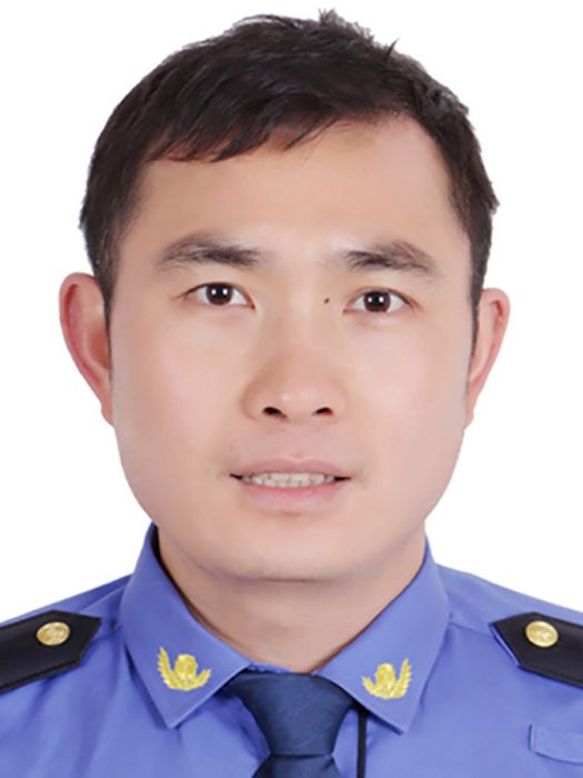 黃磊(湖北省隨州市曾都區城市管理執法局黨組成員、總工程師) 黃磊(湖北省隨州市曾都區城市管理執法局黨組成員、總工程師)