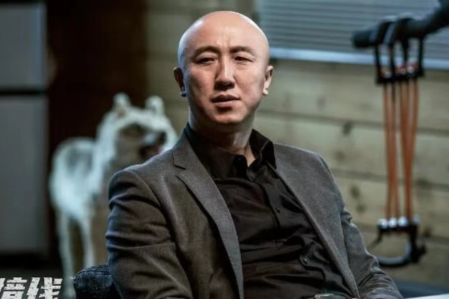 胡斌(刑偵懸疑劇《邊境線之冷焰》中的角色) 胡斌(刑偵懸疑劇《邊境線之冷焰》中的角色)