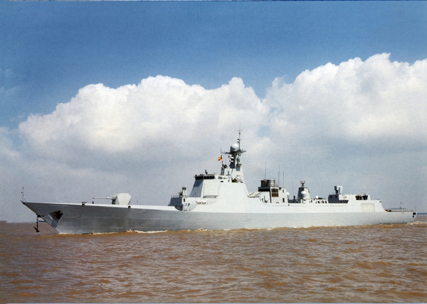 “中華神盾”最新型飛彈驅逐艦