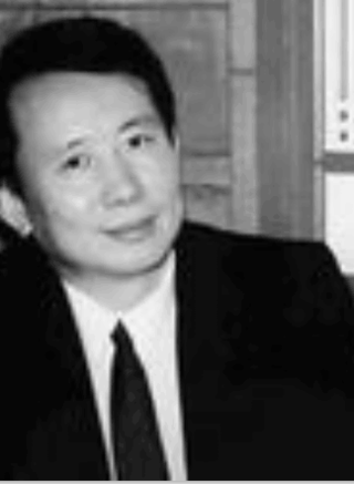 由立平 由立平