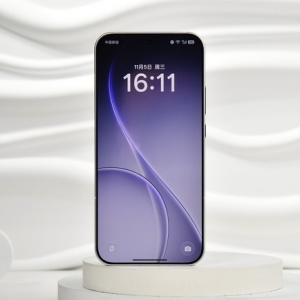 OPPO Reno 15 Pro OPPO Reno 15 Pro