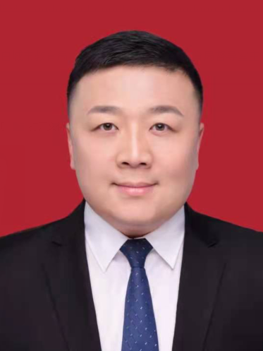 暴龍(吉林省白城市教育局黨組成員、副局長) 暴龍(吉林省白城市教育局黨組成員、副局長)