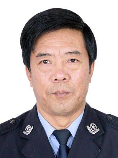 張全拴(山西省忻州市代縣公安局峪口派出所原副所長) 張全拴(山西省忻州市代縣公安局峪口派出所原副所長)