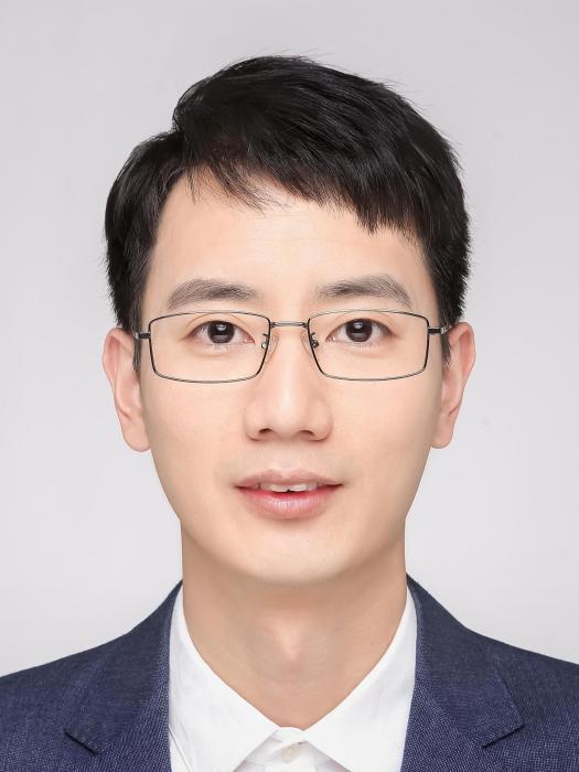 程煒(復旦大學附屬華山醫院雙聘教授) 程煒(復旦大學附屬華山醫院雙聘教授)