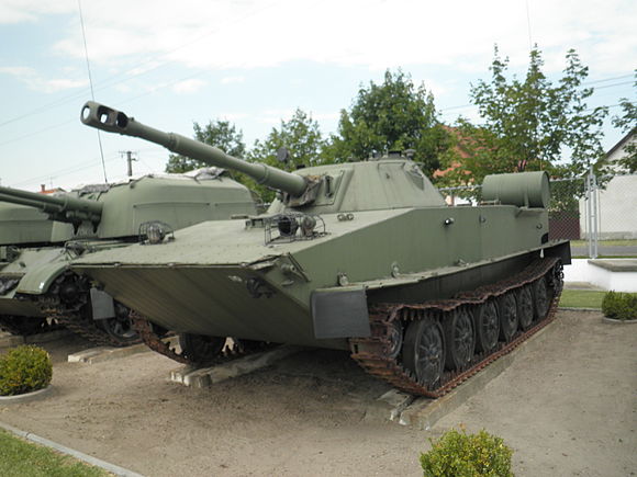 pt-76兩棲坦克