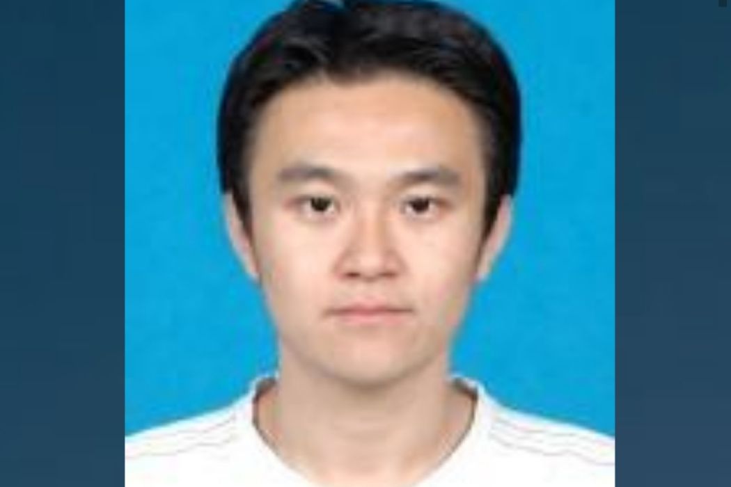 鐵林(北京航空航天大學副教授,研究方向為非線性系統控制理論) 鐵林(北京航空航天大學副教授,研究方向為非線性系統控制理論)