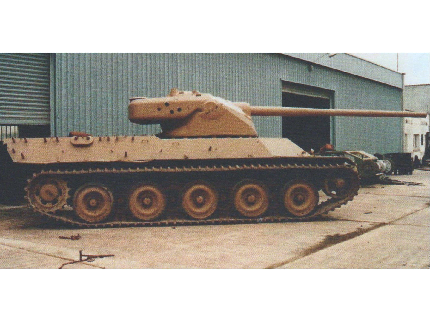 AMX-50-100重型坦克樣車