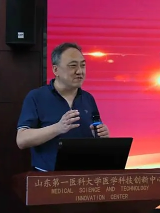 李勝(山東省藥物研究院院長,醫學博士,泰山學者特聘專家。) 李勝(山東省藥物研究院院長,醫學博士,泰山學者特聘專家。)