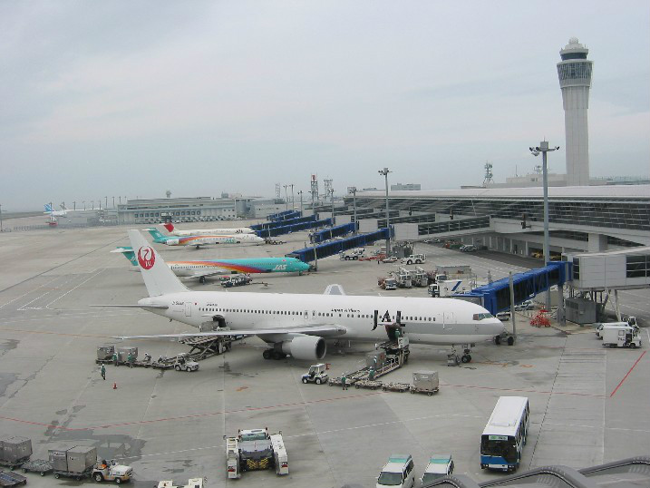 名古屋中部國際機場，航站樓