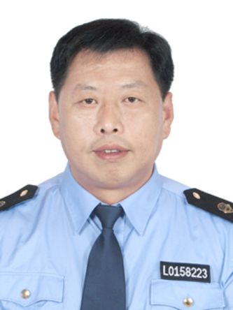 張連密 張連密