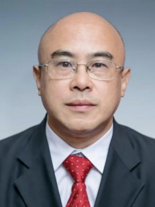 胡浩然(湖南省郴州市林業局黨組成員、副局長) 胡浩然(湖南省郴州市林業局黨組成員、副局長)