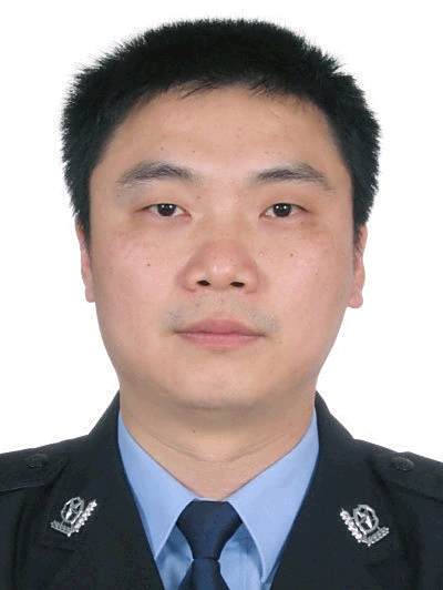 袁小平(重慶市長壽區公安局黨委委員、副局長) 袁小平(重慶市長壽區公安局黨委委員、副局長)