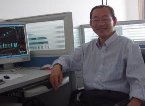 侯青(江蘇大學財經學院副教授,碩士) 侯青(江蘇大學財經學院副教授,碩士)