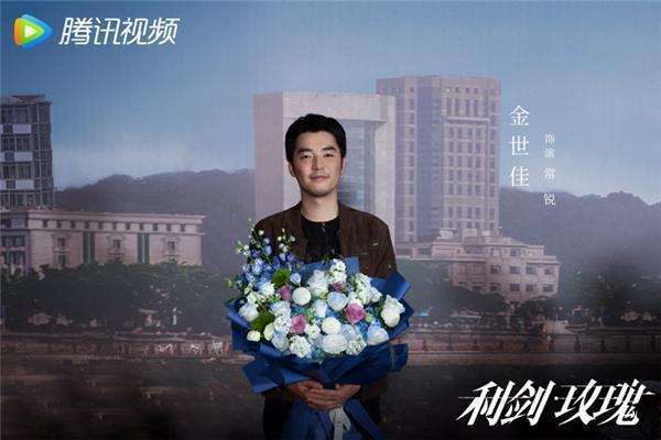 常銳(電視劇《利劍玫瑰》男主角) 常銳(電視劇《利劍玫瑰》男主角)
