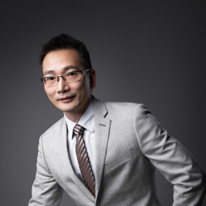 李偉東 李偉東
