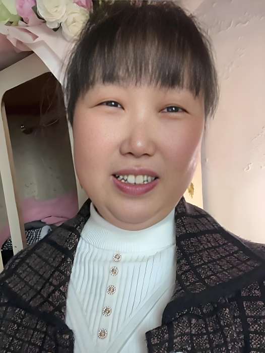 英姐꧁꧂ 英姐꧁꧂