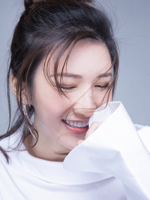 應該不哭 應該不哭