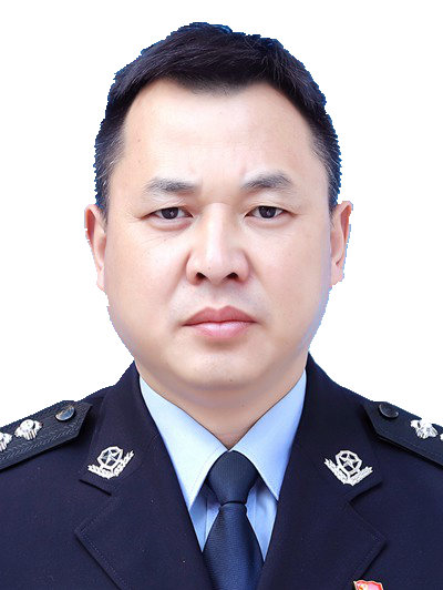 金濤(湖北省鹹寧市通城縣公安局黨委委員、副局長、二級警長) 金濤(湖北省鹹寧市通城縣公安局黨委委員、副局長、二級警長)