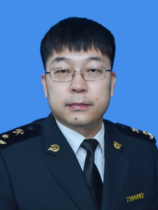 張曉菲(成都海關政治部主任、黨委委員) 張曉菲(成都海關政治部主任、黨委委員)