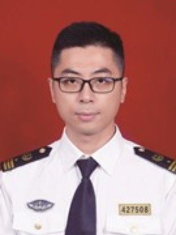 徐楠(安徽省銅陵市招商局黨組成員、副局長) 徐楠(安徽省銅陵市招商局黨組成員、副局長)