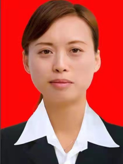 譚秀娟(重慶市豐都縣興龍鎮宣傳委員) 譚秀娟(重慶市豐都縣興龍鎮宣傳委員)