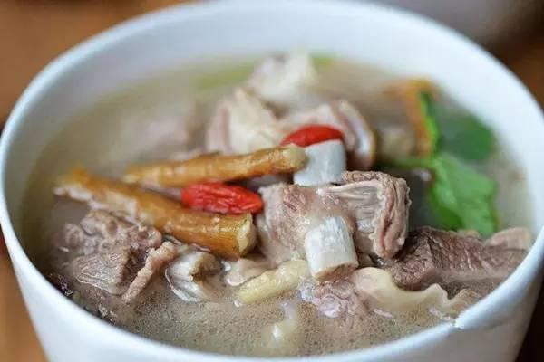 薏米羊肉煲 薏米羊肉煲