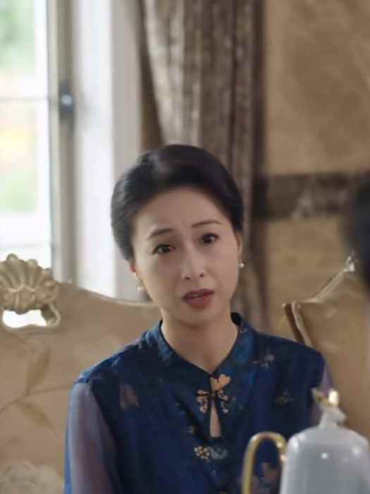 凌雅瓊