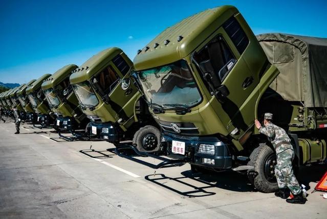 軍車檢查 軍車檢查