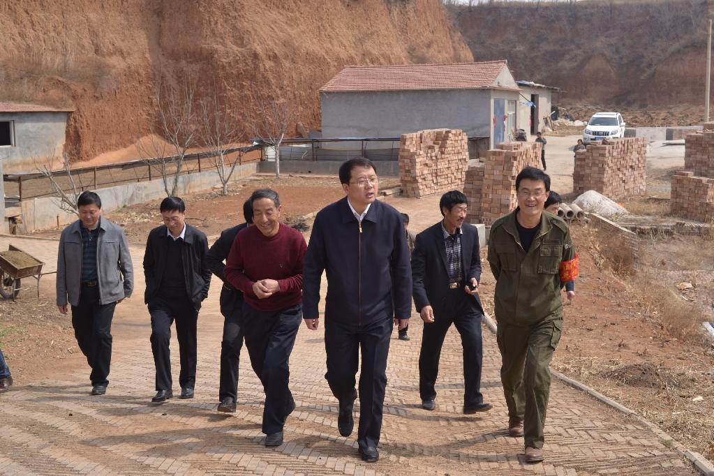 周南村(山西長治縣西池鄉下轄村) 周南村(山西長治縣西池鄉下轄村)