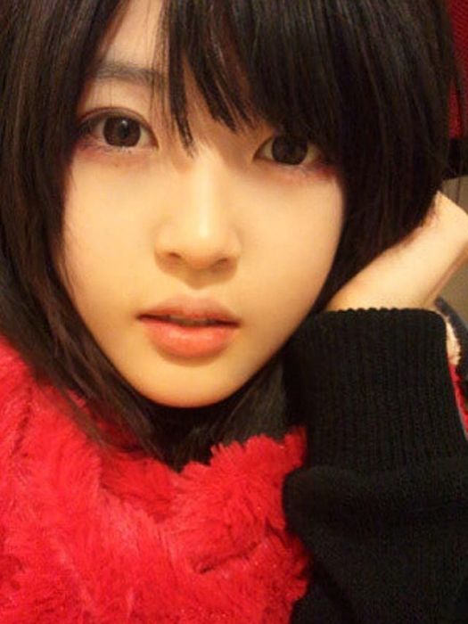 金智仁(韓國女藝人) 金智仁(韓國女藝人)