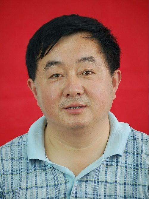 王振(安徽省蚌埠市固鎮縣教體局黨委委員) 王振(安徽省蚌埠市固鎮縣教體局黨委委員)